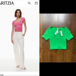 🍀 NWT Aritzia Rib Knit Scoop Neck Crop Top Shirt. Gloss Green. Small